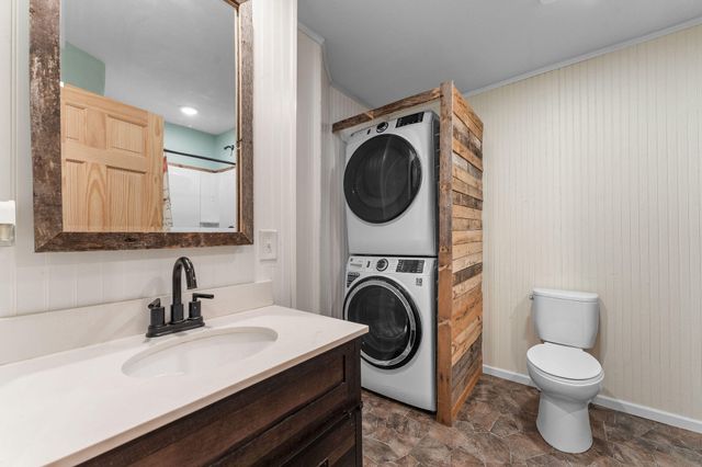 594 Labradore Lane, Lampe, MO 65681