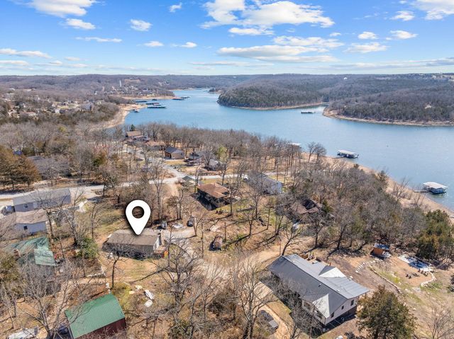 594 Labradore Lane, Lampe, MO 65681