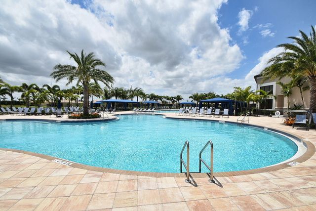 11906 Catskill Commons Lane, Boynton Beach, FL 33473