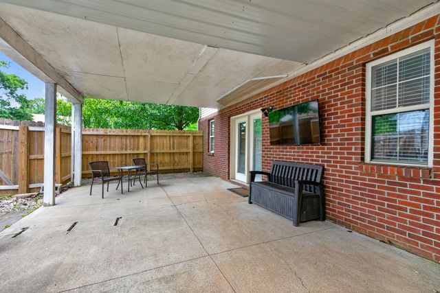 3981 Westbrook Drive, Lexington, KY 40514