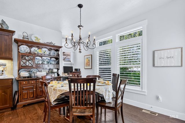 345 S Winslow Bay Way, Star, ID 83669