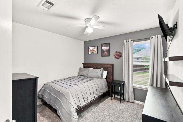 5205 Medallion Court, Midlothian, TX 76065