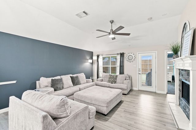 5205 Medallion Court, Midlothian, TX 76065