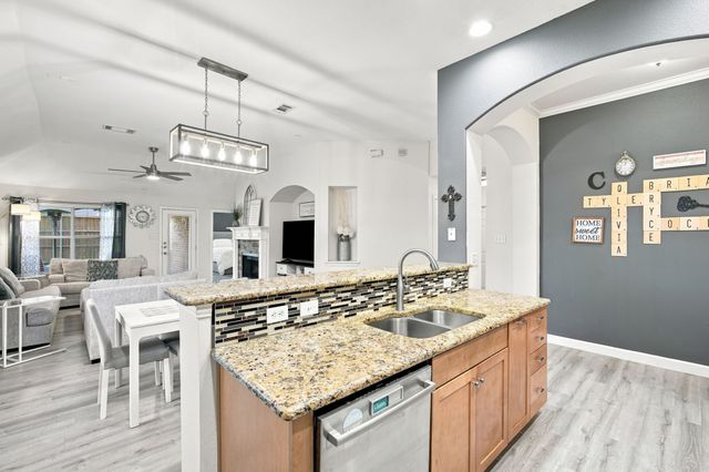 5205 Medallion Court, Midlothian, TX 76065