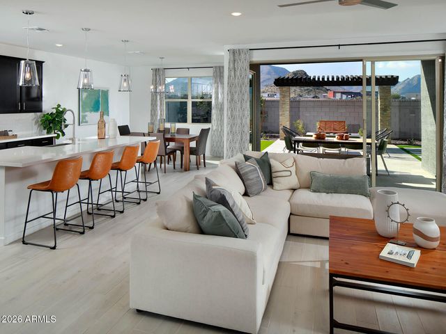 4439 W HUNTER Trail, San Tan Valley, AZ 85144