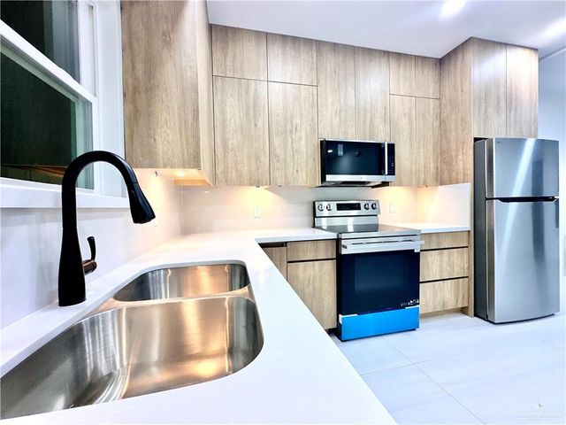 11313 N 25th Street 4, Mcallen, TX 78504