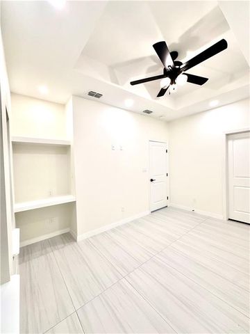 11313 N 25th Street 4, Mcallen, TX 78504