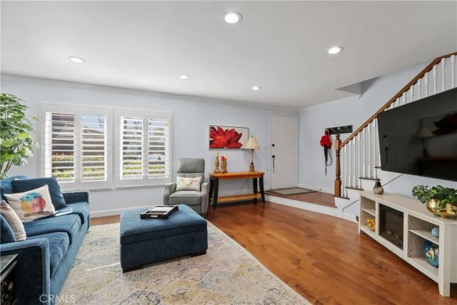 2104 Mount Shasta, San Pedro, CA 90732