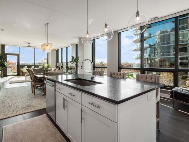 250 W Spring Street, 326, Columbus, OH 43215