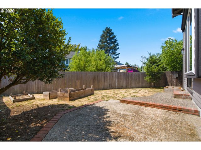 7121 Sw 158TH Ave, Beaverton, OR 97007