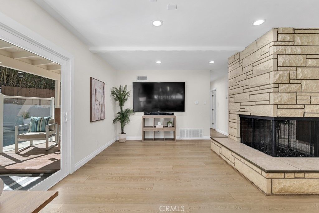 4300 Pampas Road, Woodland Hills, CA 91364 — photo 4