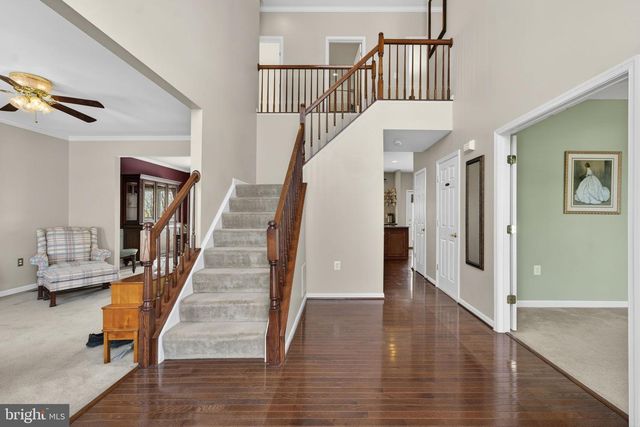 374 RUSTLING LEAF PL, Kearneysville, WV 25430