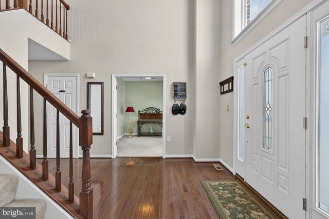 374 RUSTLING LEAF PL, Kearneysville, WV 25430