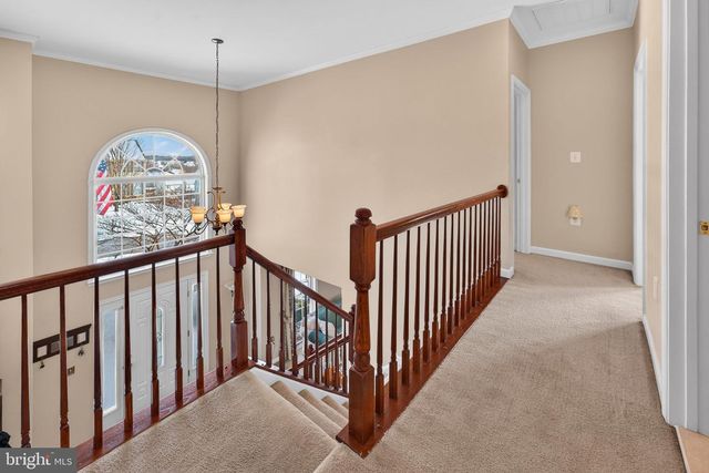 374 RUSTLING LEAF PL, Kearneysville, WV 25430