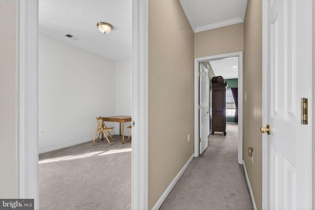 374 RUSTLING LEAF PL, Kearneysville, WV 25430