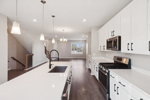 1533 Executive Way, Des Plaines, IL 60018