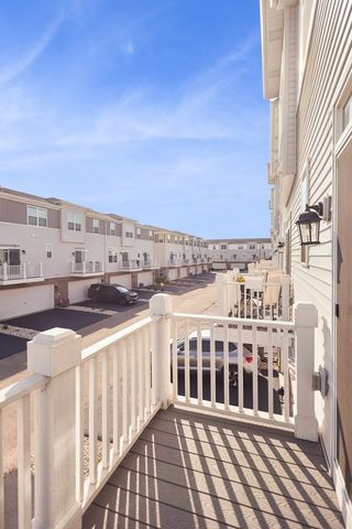 1533 Executive Way, Des Plaines, IL 60018