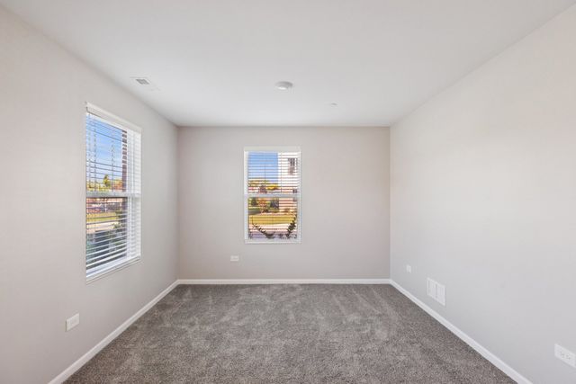 1533 Executive Way, Des Plaines, IL 60018