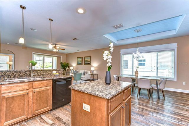 2506 W IVY STREET, Tampa, FL 33607