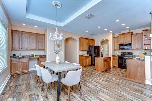 2506 W IVY STREET, Tampa, FL 33607