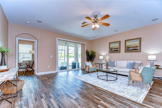 2506 W IVY STREET, Tampa, FL 33607