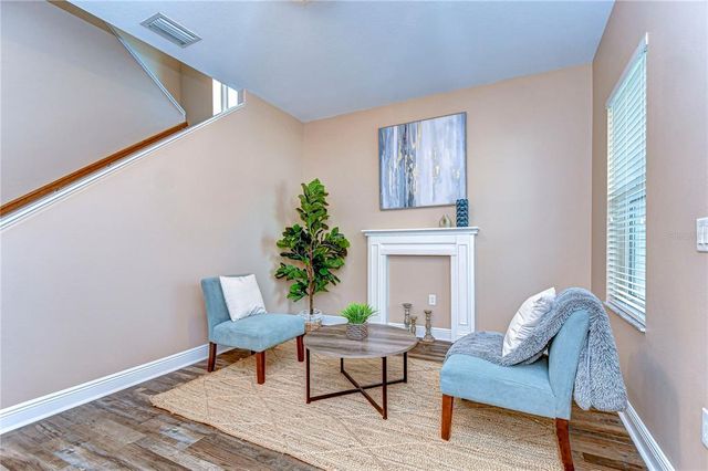 2506 W IVY STREET, Tampa, FL 33607