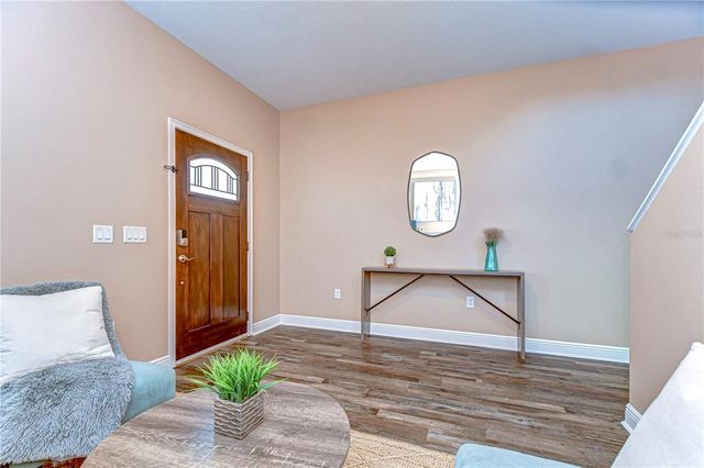 2506 W IVY STREET, Tampa, FL 33607