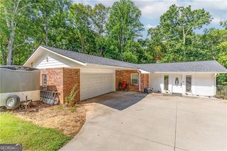 5934 Dolvin Lane, Buford, GA 30518