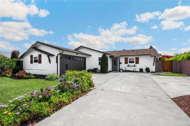 13792 Willow Lane, Westminster, CA 92683