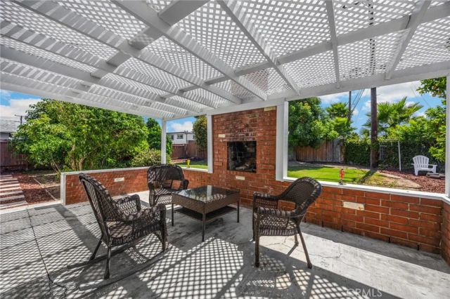 13792 Willow Lane, Westminster, CA 92683