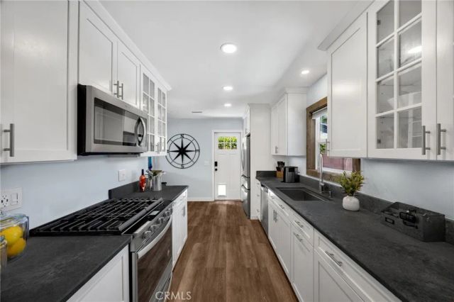 13792 Willow Lane, Westminster, CA 92683