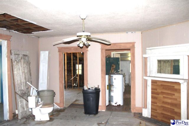 383 W Broad St., Darlington, SC 29536