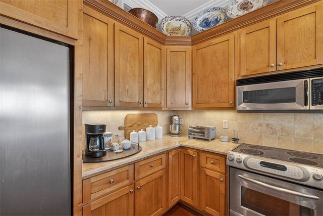 105 Broad Unit C Street, Darien, GA 31305