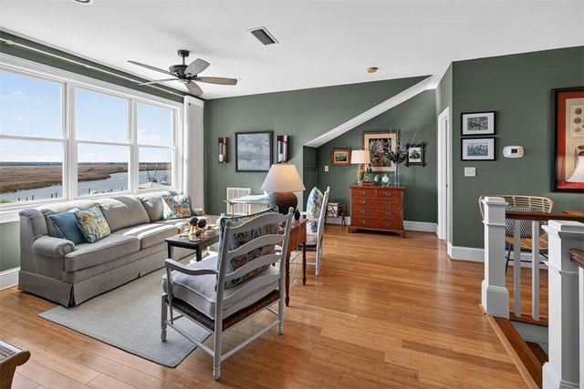 105 Broad Unit C Street, Darien, GA 31305