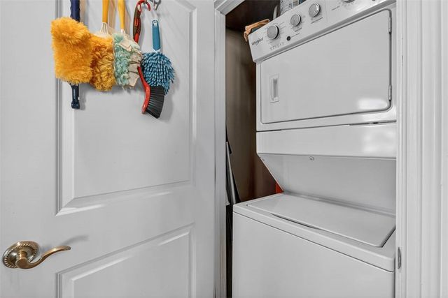 105 Broad Unit C Street, Darien, GA 31305