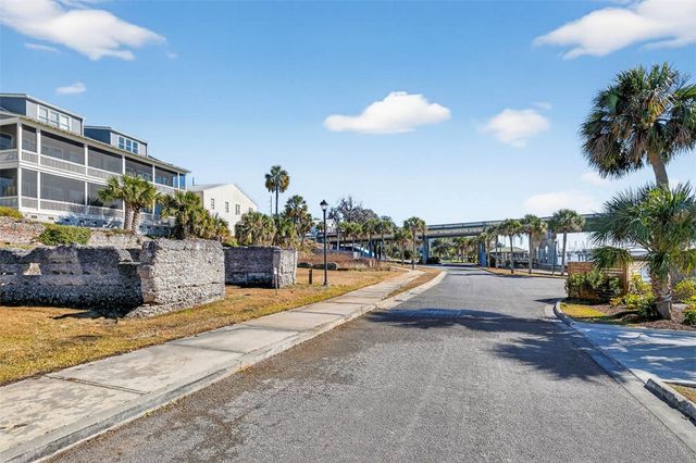 105 Broad Unit C Street, Darien, GA 31305