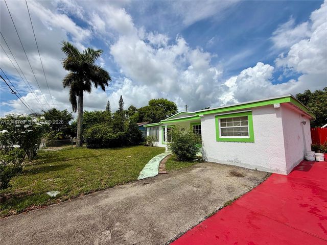 2141 NW 26th Avenue, Fort Lauderdale, FL 33311