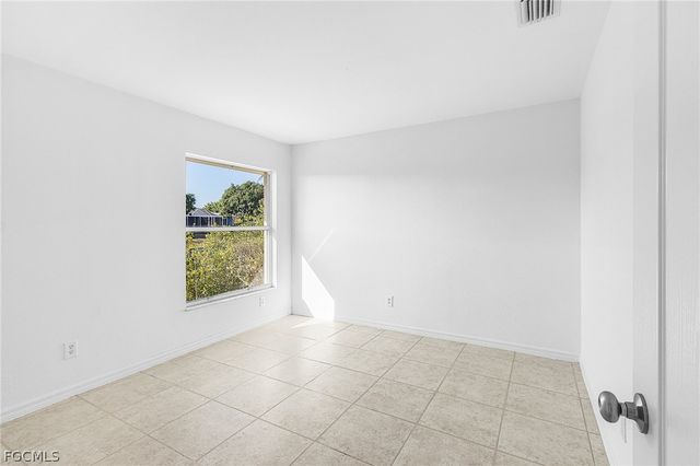 2236 SE 11th PL, Cape Coral, FL 33990