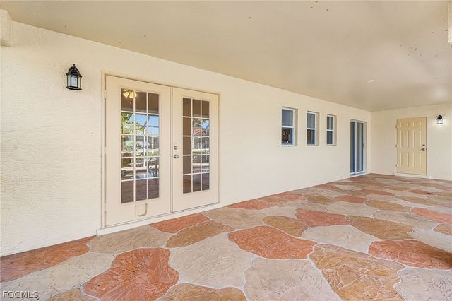 2236 SE 11th PL, Cape Coral, FL 33990