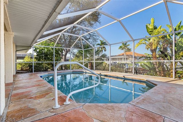 2236 SE 11th PL, Cape Coral, FL 33990