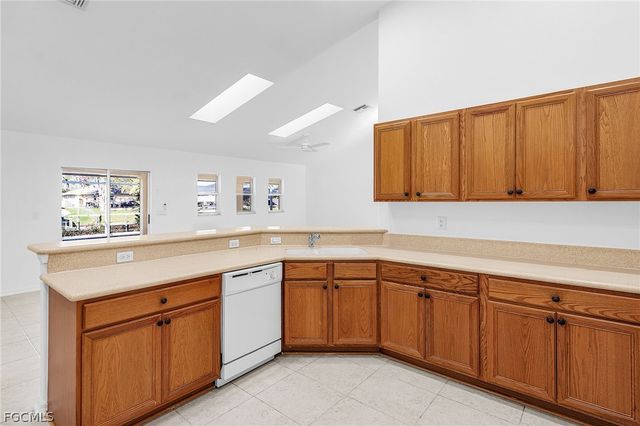 2236 SE 11th PL, Cape Coral, FL 33990