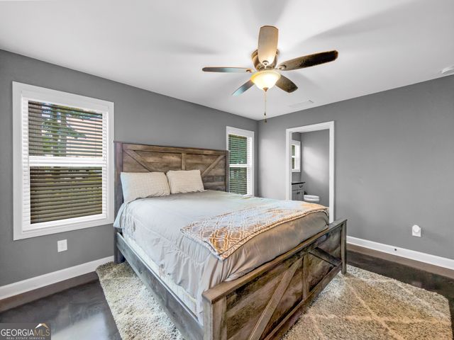 137 D Weavers Lakefront Road, Jackson, GA 30233