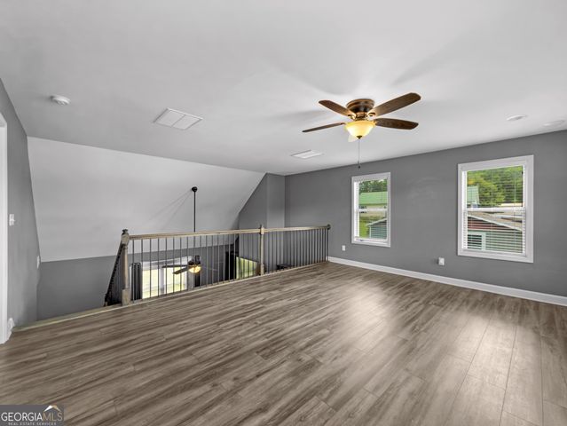 137 D Weavers Lakefront Road, Jackson, GA 30233