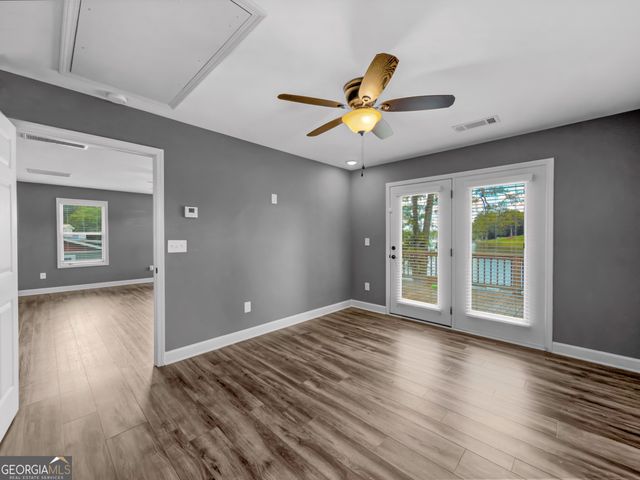137 D Weavers Lakefront Road, Jackson, GA 30233