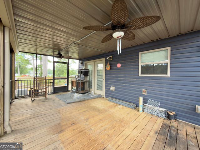 137 D Weavers Lakefront Road, Jackson, GA 30233