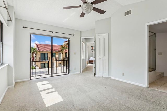 24 Uno Lago Drive, Juno Beach, FL 33408
