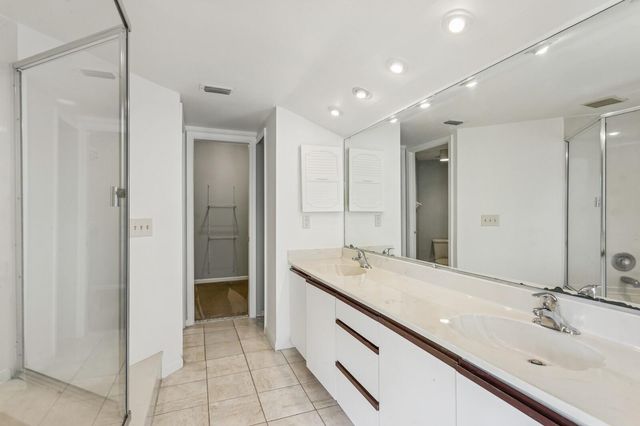 24 Uno Lago Drive, Juno Beach, FL 33408