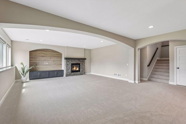 7535 Urbandale Lane N, Maple Grove, MN 55311