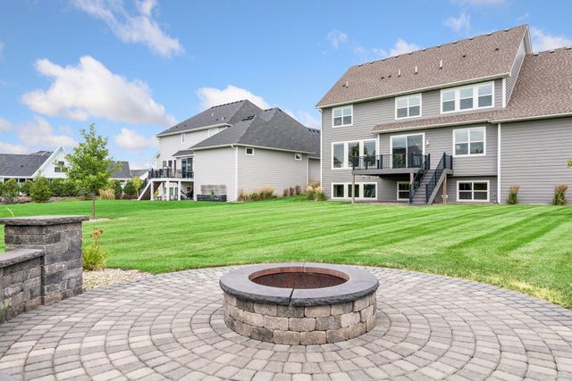 7535 Urbandale Lane N, Maple Grove, MN 55311