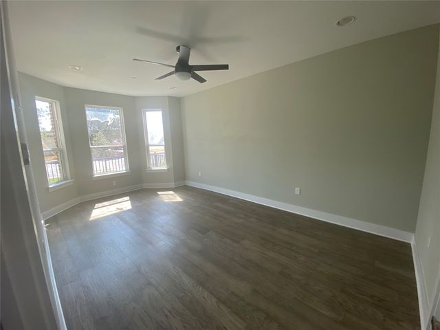 309 N Mill Street, Lewisville, TX 75057